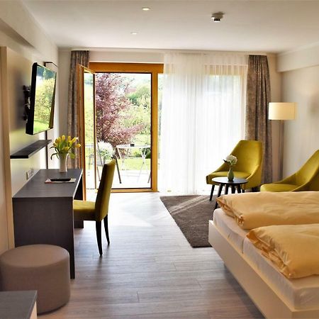 Hotel-Gasthof Rose Oberkirch  Dış mekan fotoğraf