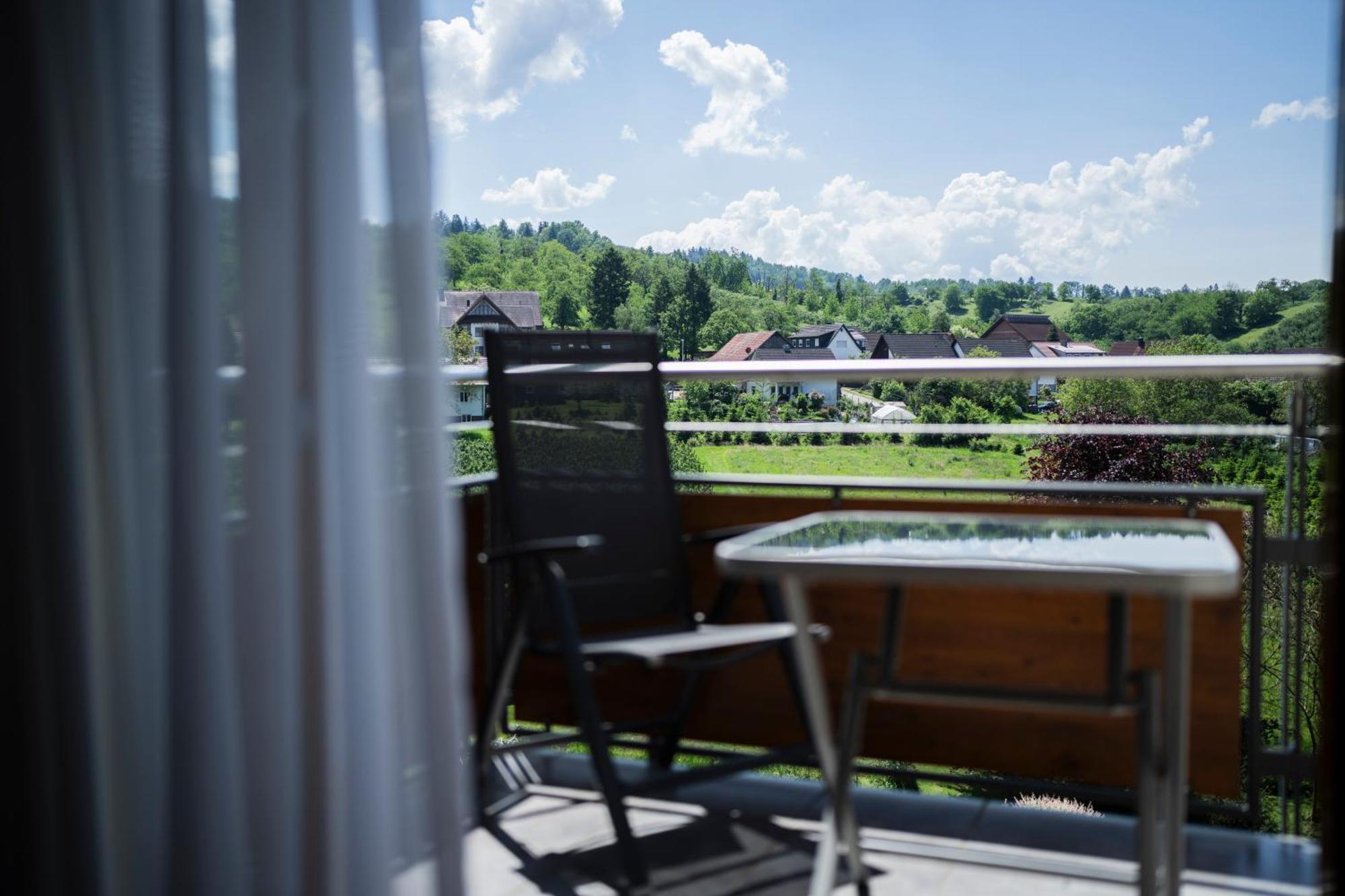 Hotel-Gasthof Rose Oberkirch  Dış mekan fotoğraf