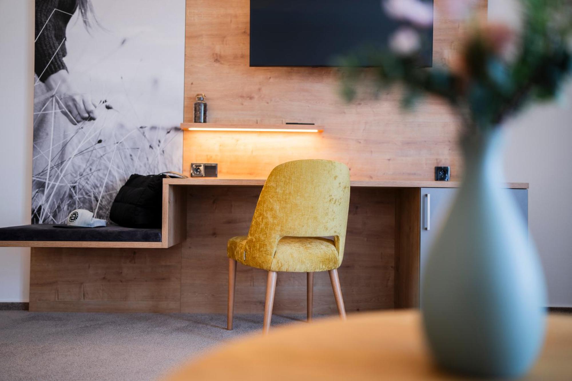 Hotel-Gasthof Rose Oberkirch  Dış mekan fotoğraf