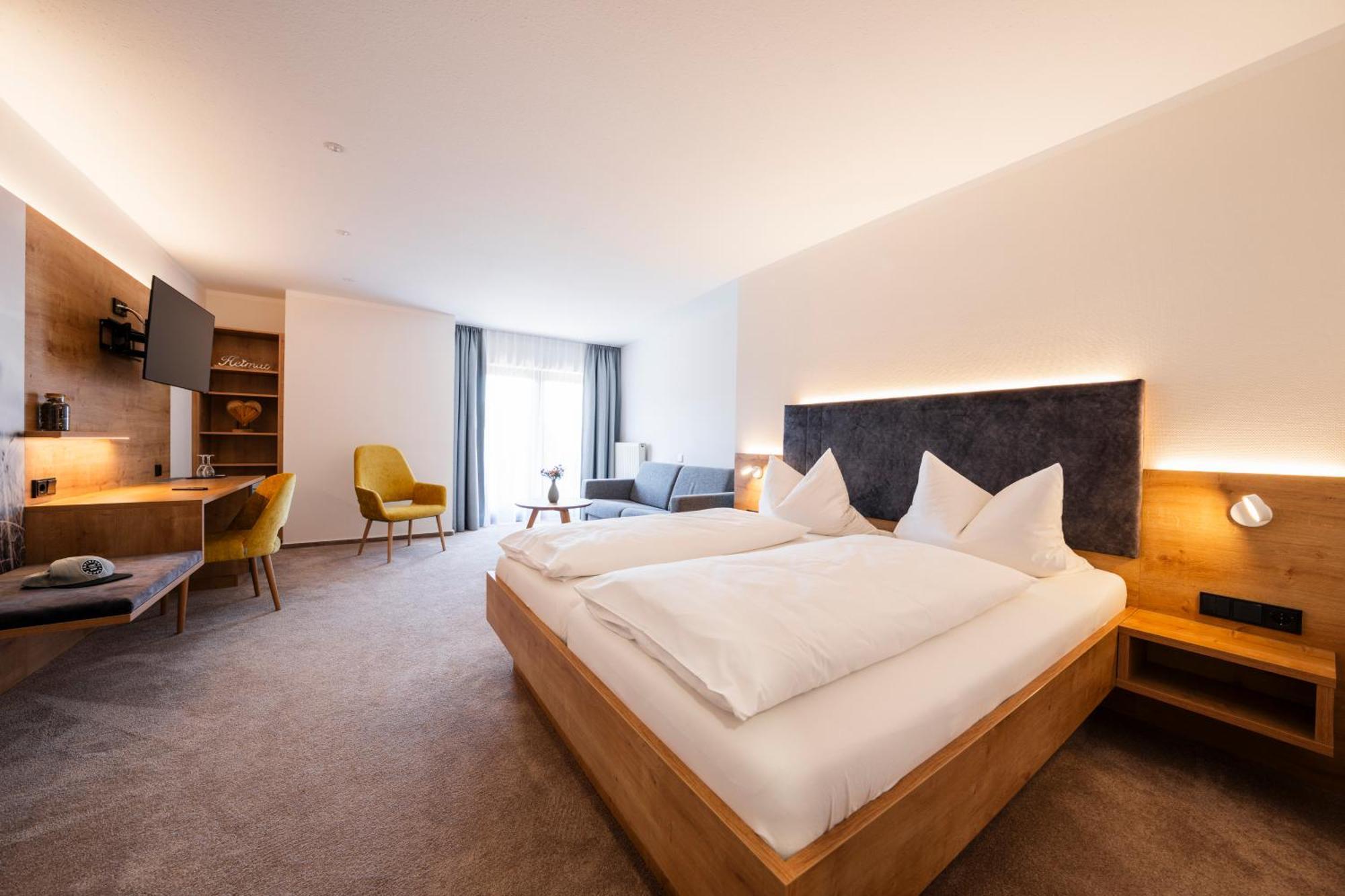 Hotel-Gasthof Rose Oberkirch  Dış mekan fotoğraf