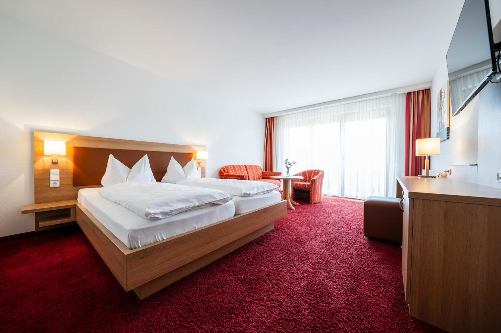 Hotel-Gasthof Rose Oberkirch  Dış mekan fotoğraf