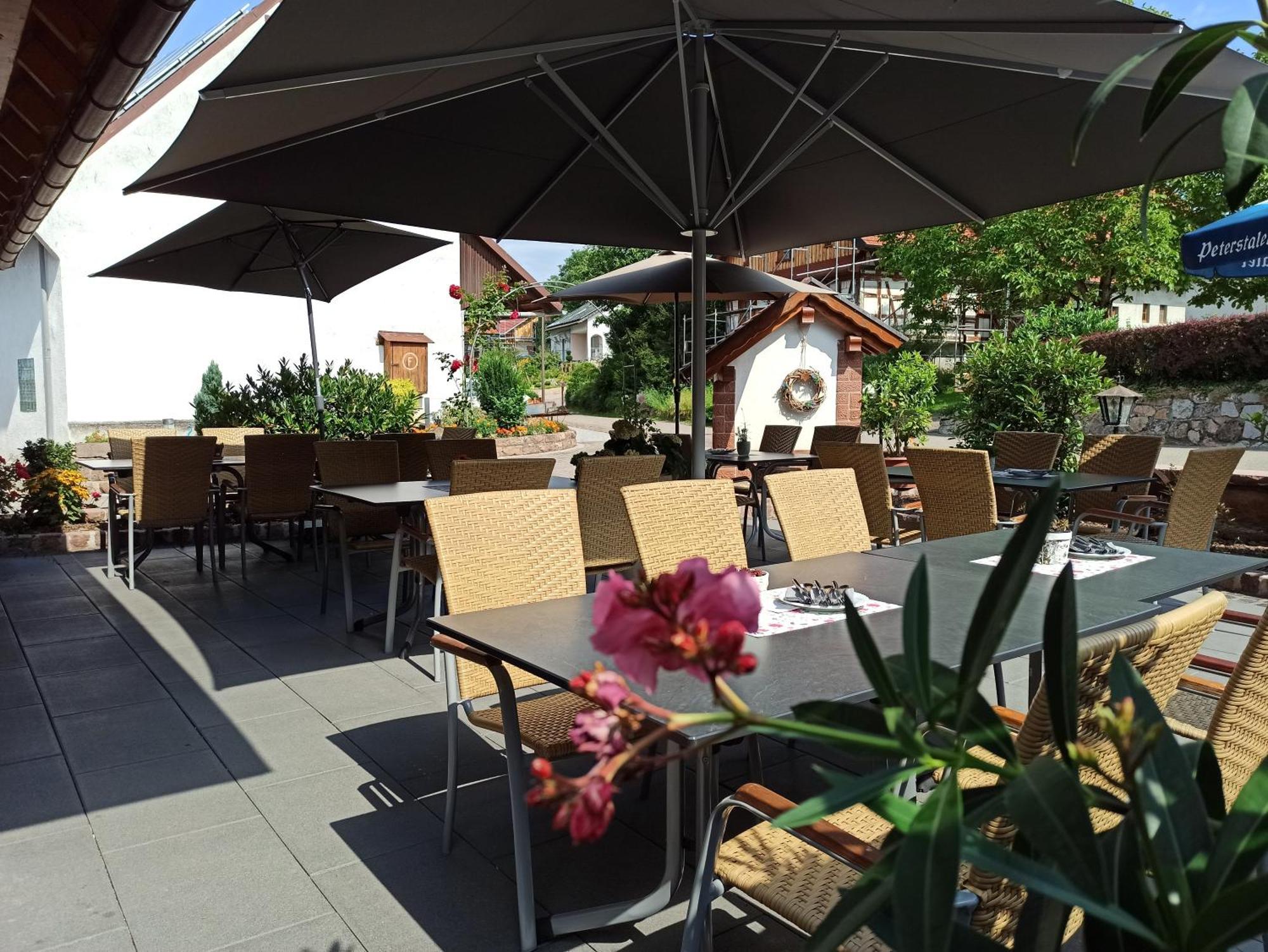 Hotel-Gasthof Rose Oberkirch  Dış mekan fotoğraf