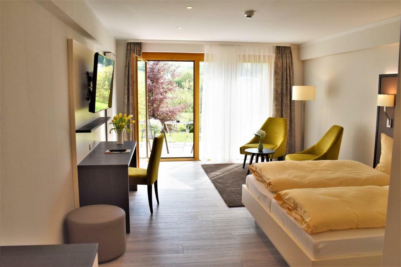 Hotel-Gasthof Rose Oberkirch  Dış mekan fotoğraf